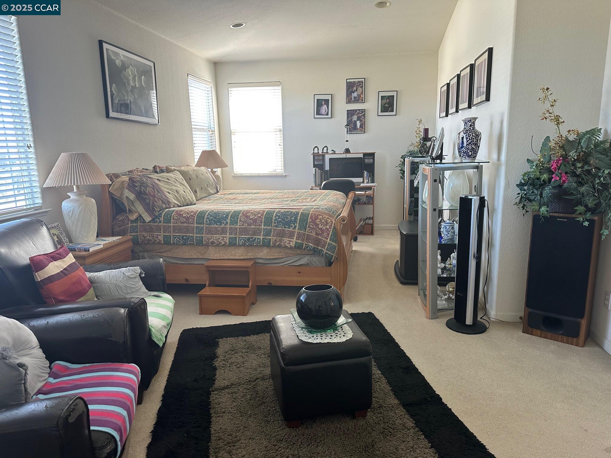 Detail Gallery Image 13 of 19 For 584 Silver Maple Drive, Hercules,  CA 94547 - 4 Beds | 3 Baths