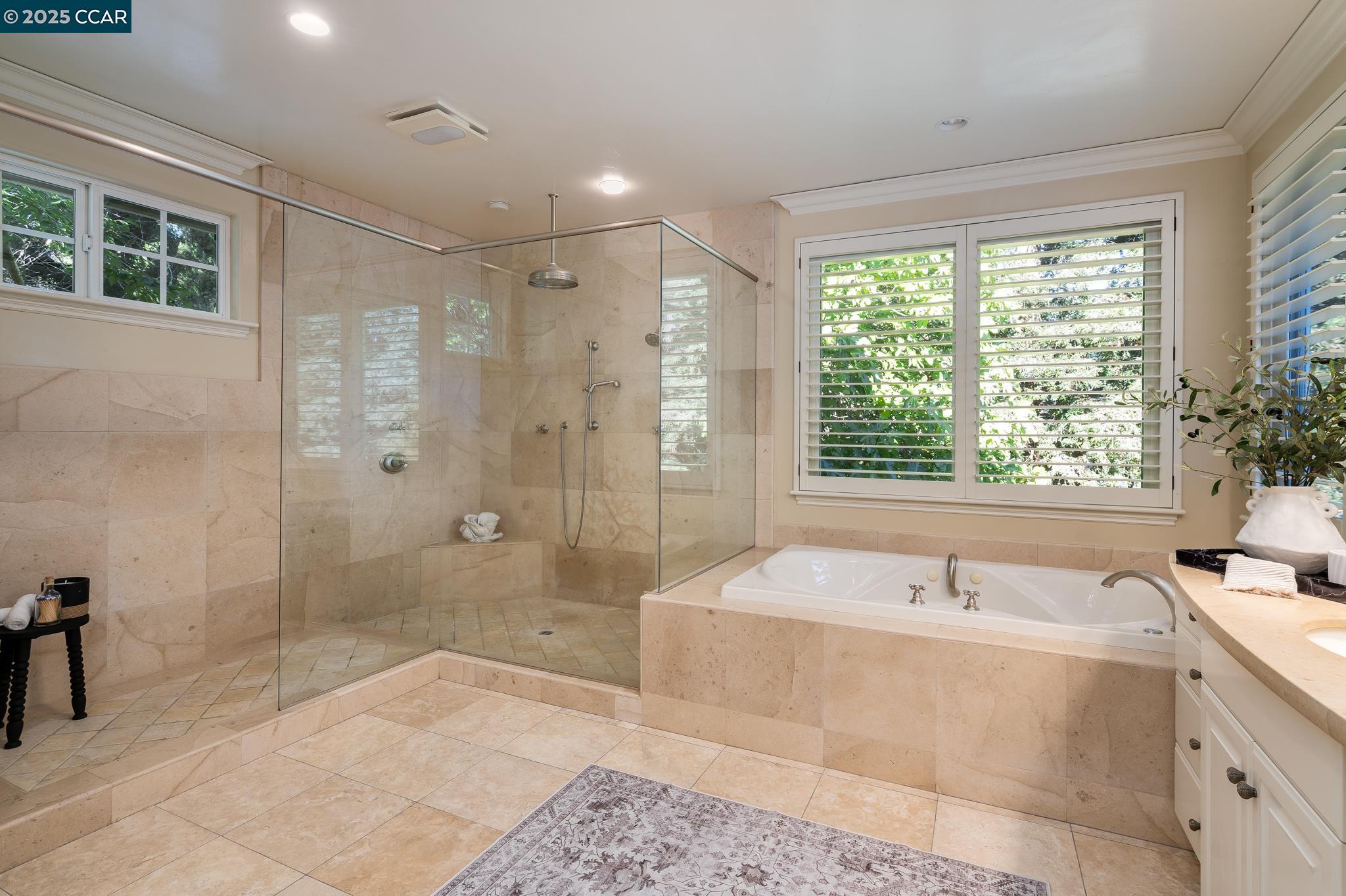 Detail Gallery Image 25 of 51 For 471 El Rio, Danville,  CA 94526 - 4 Beds | 2/1 Baths