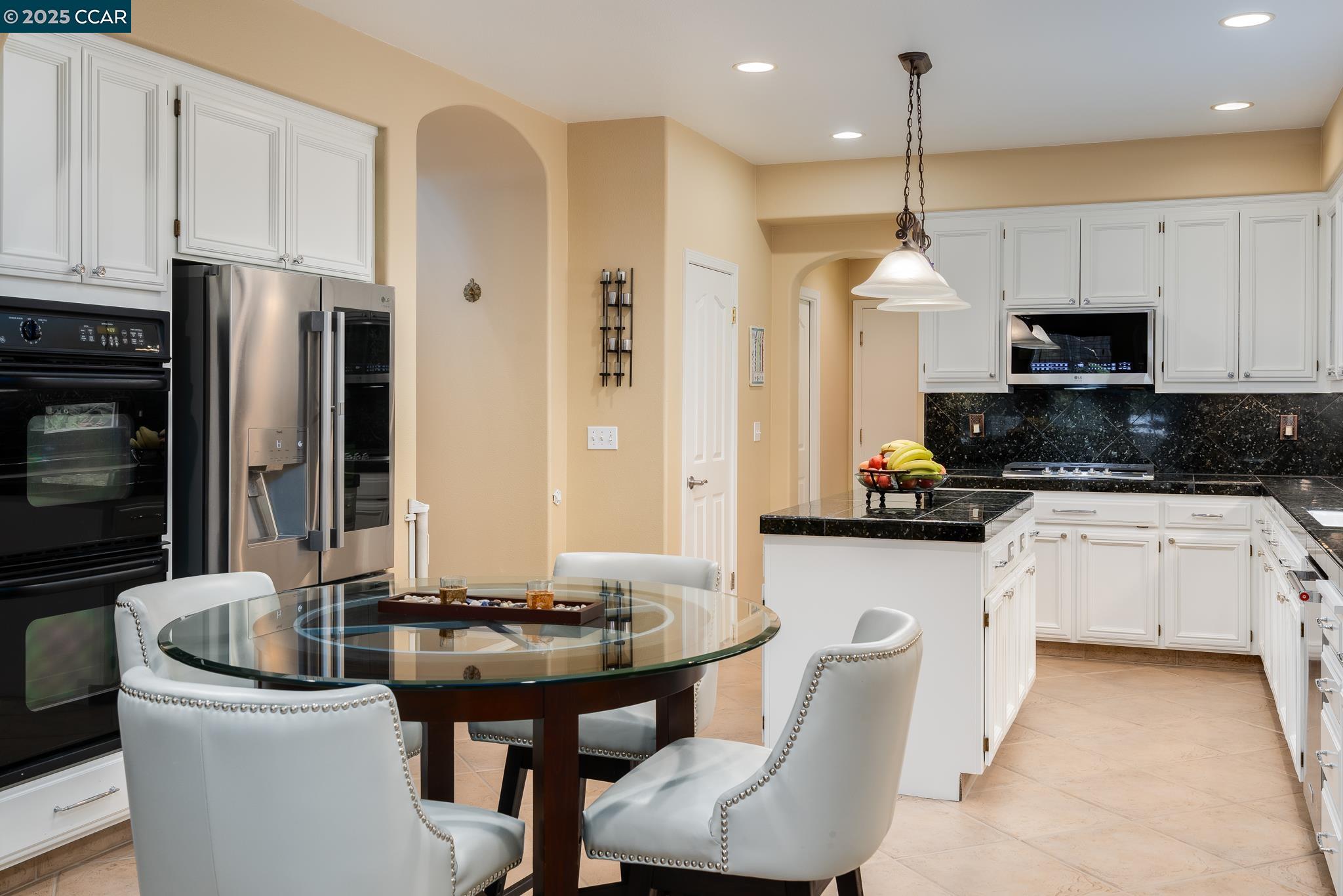 Detail Gallery Image 18 of 41 For 300 Caraway Ct, San Ramon,  CA 94582 - 4 Beds | 3 Baths