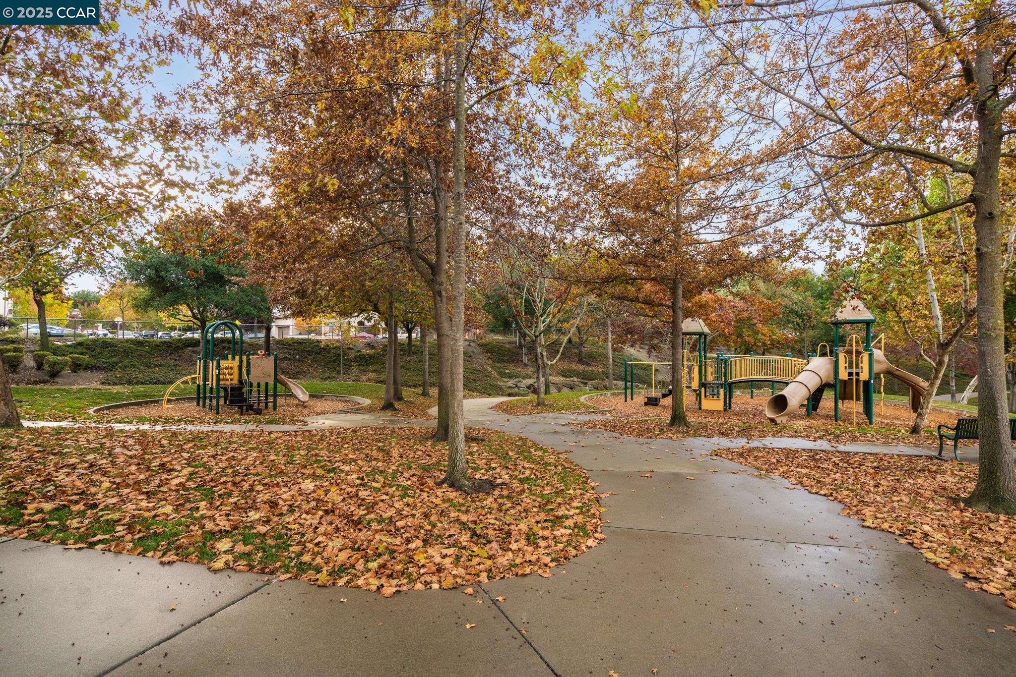 Detail Gallery Image 38 of 41 For 300 Caraway Ct, San Ramon,  CA 94582 - 4 Beds | 3 Baths