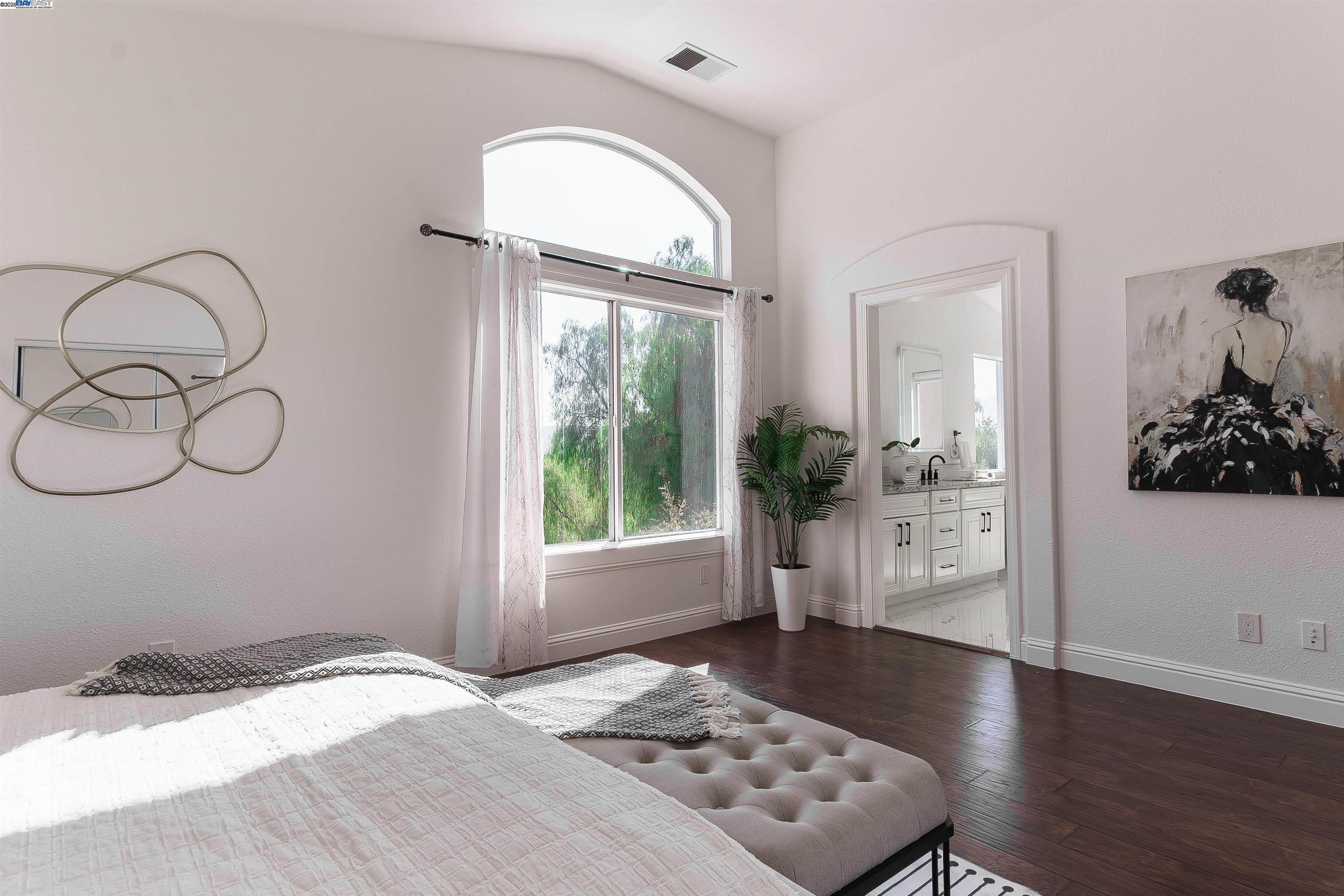 Detail Gallery Image 19 of 38 For 498 Esplanade Ln, San Jose,  CA 95138 - 4 Beds | 2/1 Baths