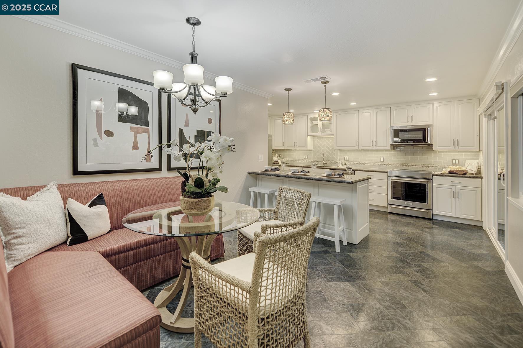 Photo #8: 41116869 Listing: Photo #8