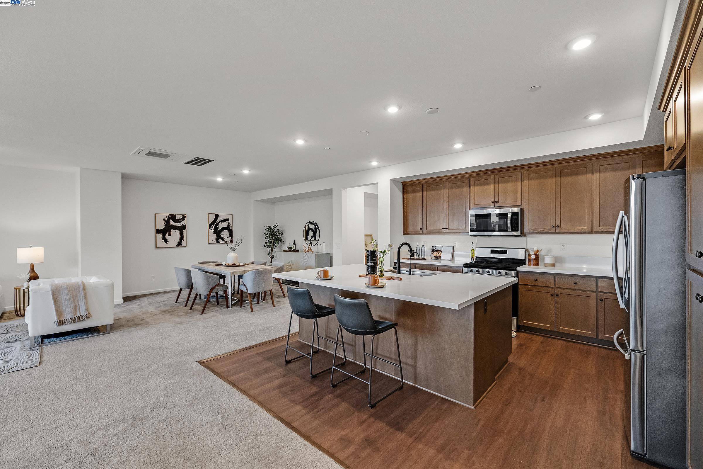 Detail Gallery Image 12 of 57 For 5394 Arnold Rd, Dublin,  CA 94568 - 4 Beds | 3 Baths