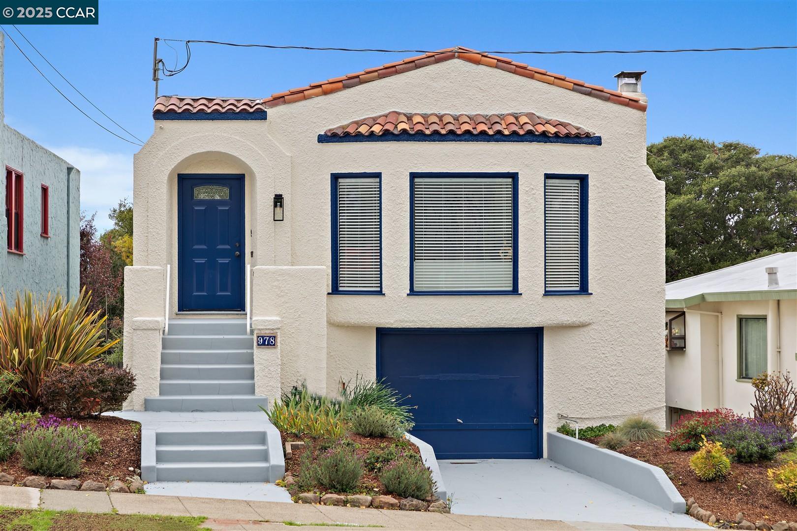 Front Image Thumbnail for CC41116875