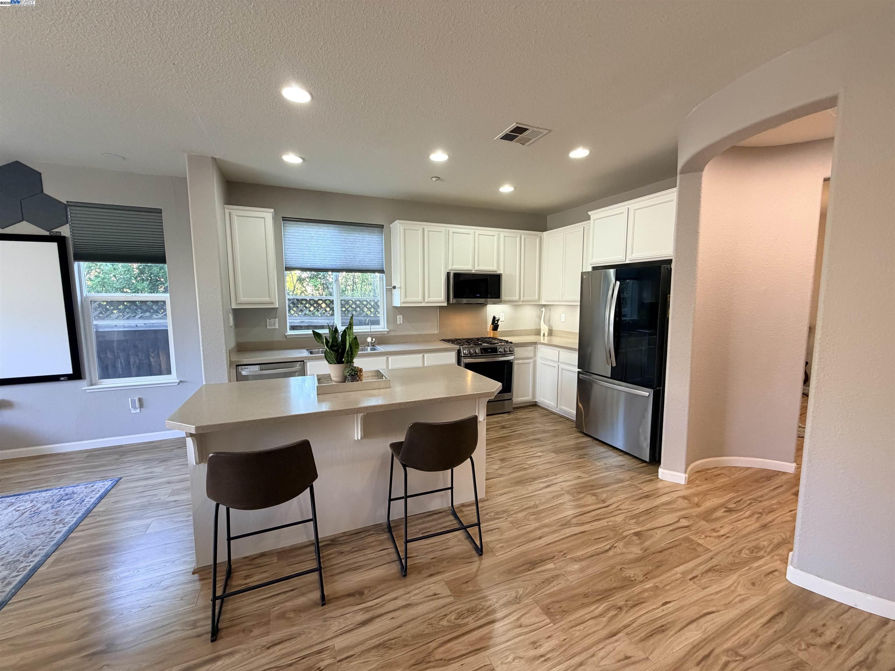 Detail Gallery Image 14 of 31 For 1611 Marina, Brentwood,  CA 94513 - 3 Beds | 2 Baths