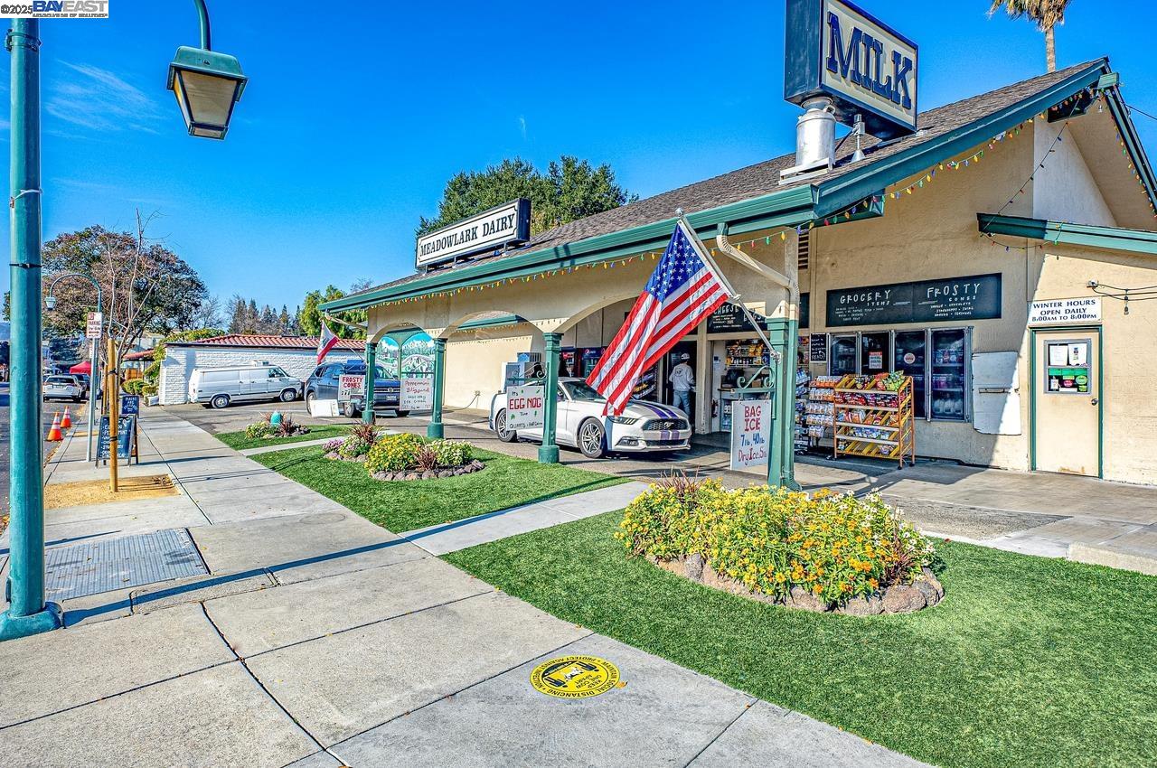 Detail Gallery Image 46 of 60 For 297 Del Valle Ct, Pleasanton,  CA 94566 - 3 Beds | 2/1 Baths