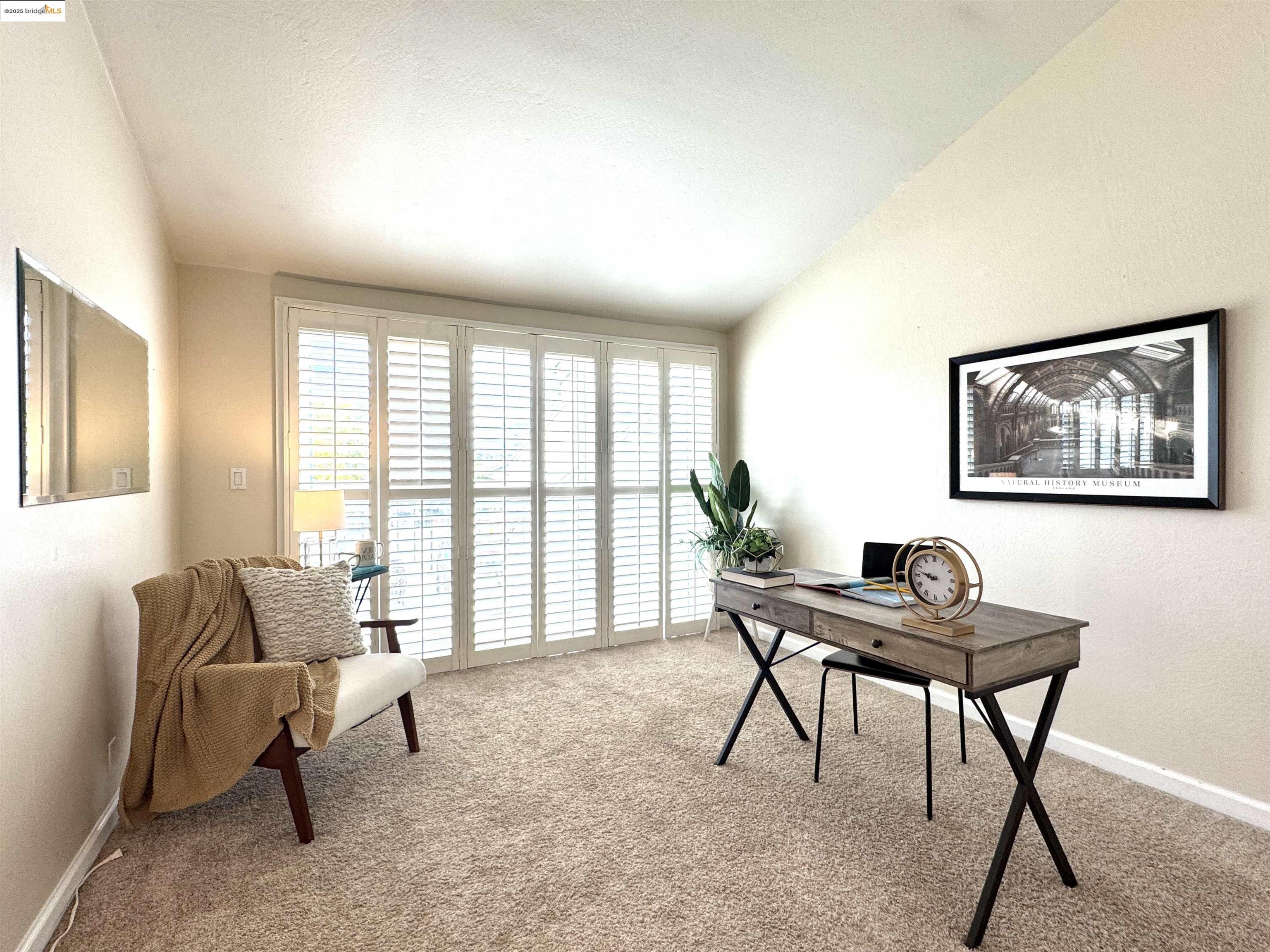 Detail Gallery Image 22 of 48 For 3365 Los Prados St, San Mateo,  CA 94403 - 2 Beds | 2 Baths