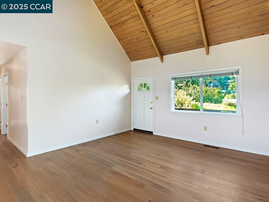 Detail Gallery Image 4 of 24 For 99 Longridge Rd., Orinda,  CA 94563 - 3 Beds | 3 Baths