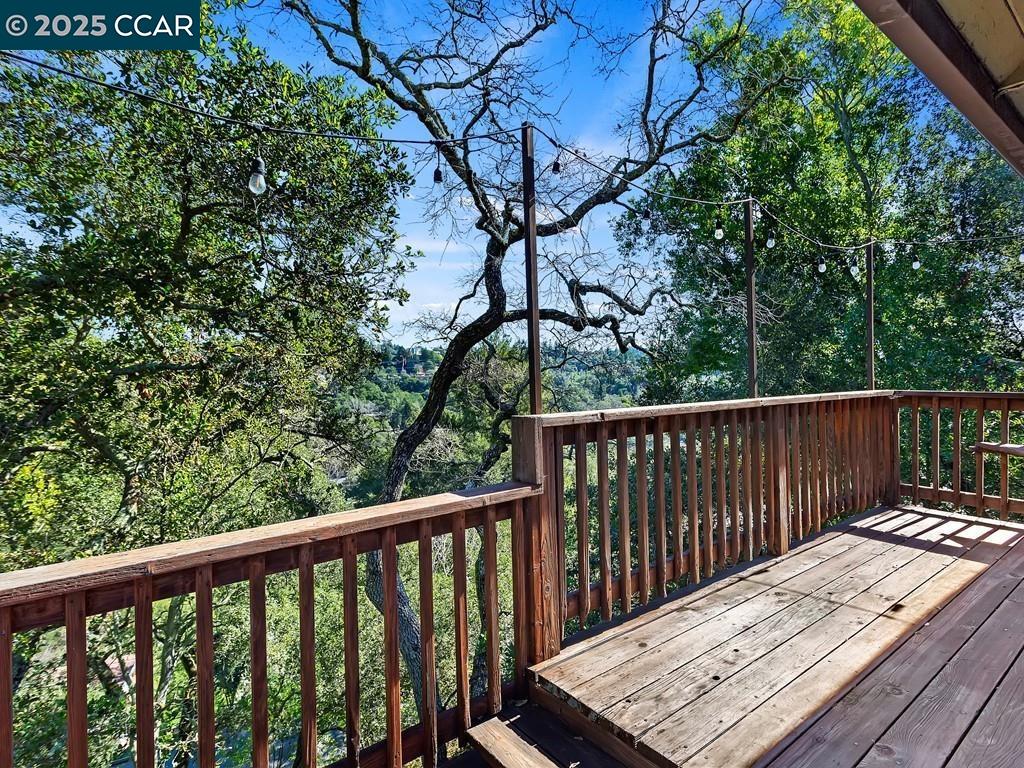 Detail Gallery Image 8 of 24 For 99 Longridge Rd., Orinda,  CA 94563 - 3 Beds | 3 Baths