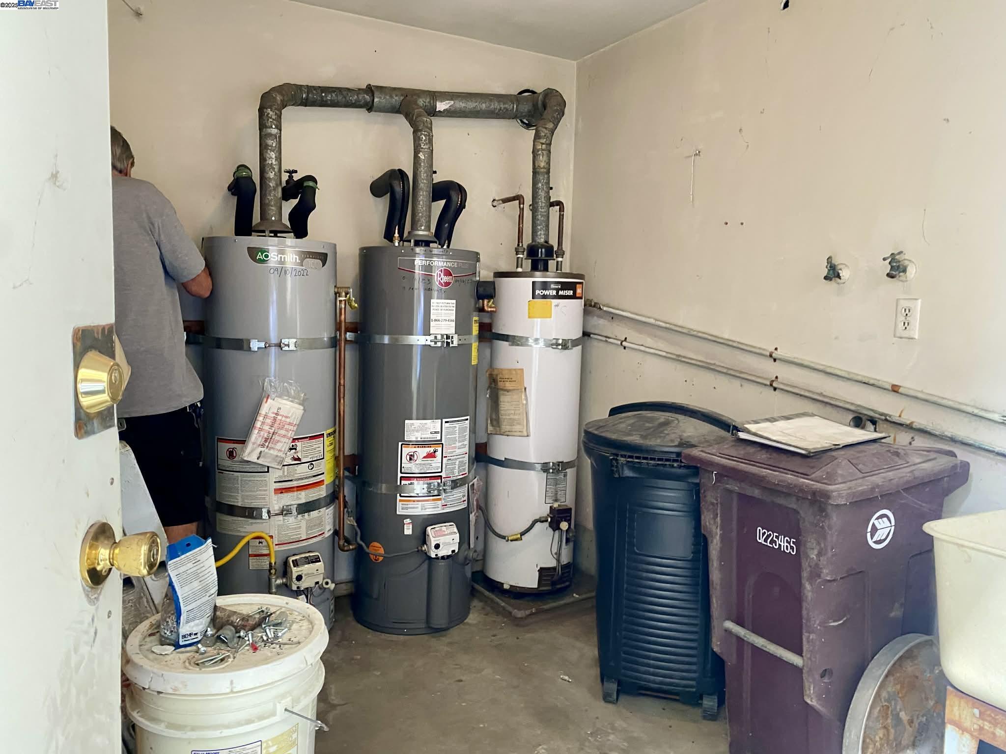 Detail Gallery Image 6 of 21 For 3120 School St, Oakland,  CA 94602 - – Beds | – Baths