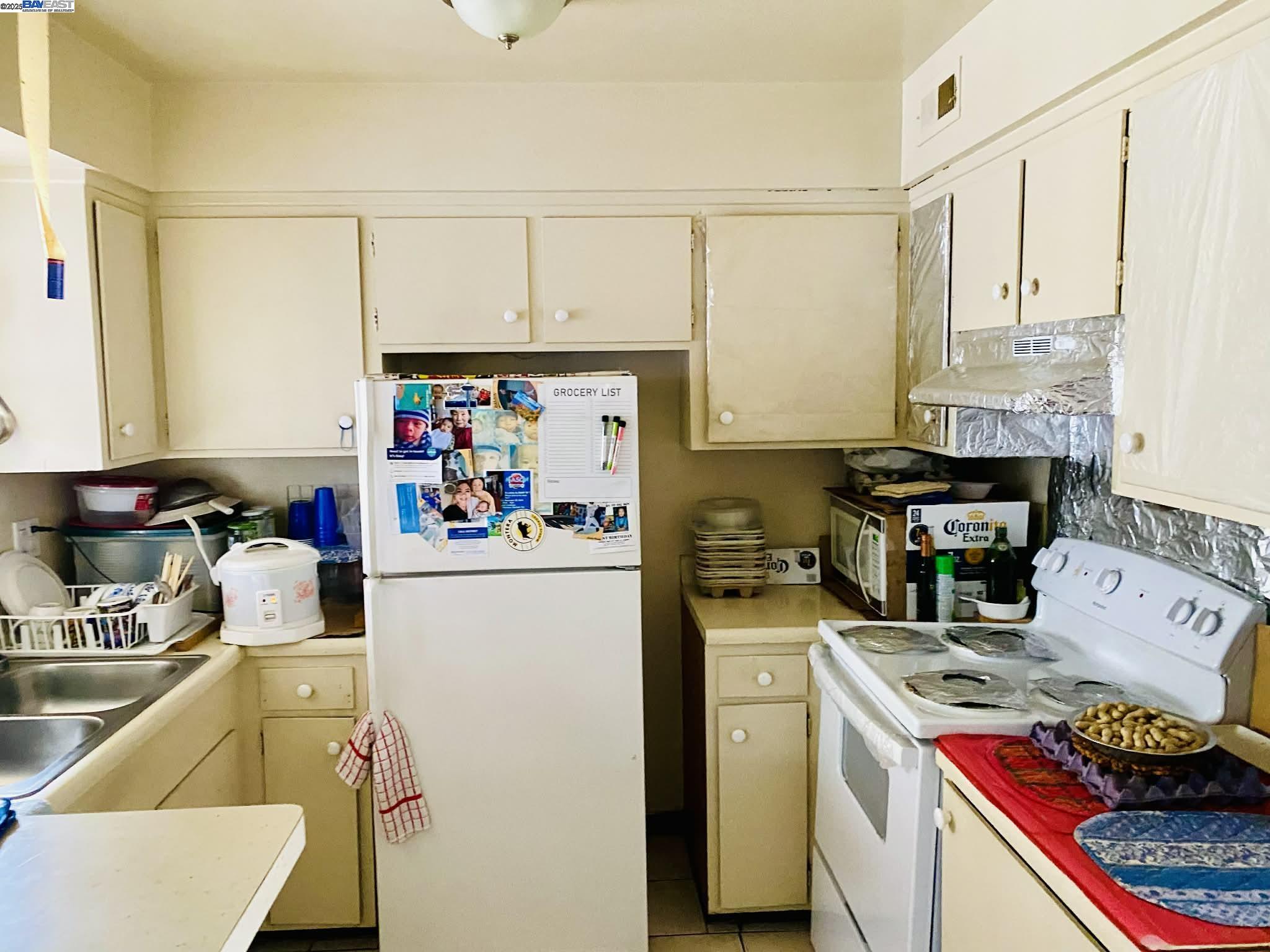 Detail Gallery Image 8 of 21 For 3120 School St, Oakland,  CA 94602 - – Beds | – Baths