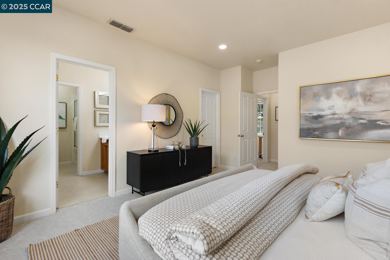 Detail Gallery Image 17 of 36 For 31 Picasso Ct, Pleasant Hill,  CA 94523 - 2 Beds | 2/1 Baths