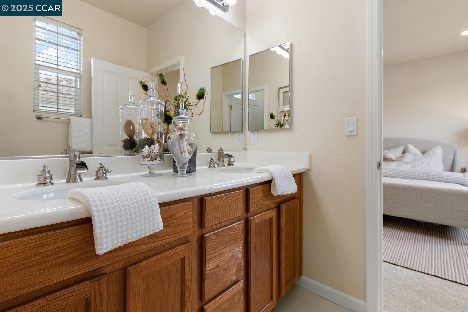Detail Gallery Image 20 of 36 For 31 Picasso Ct, Pleasant Hill,  CA 94523 - 2 Beds | 2/1 Baths