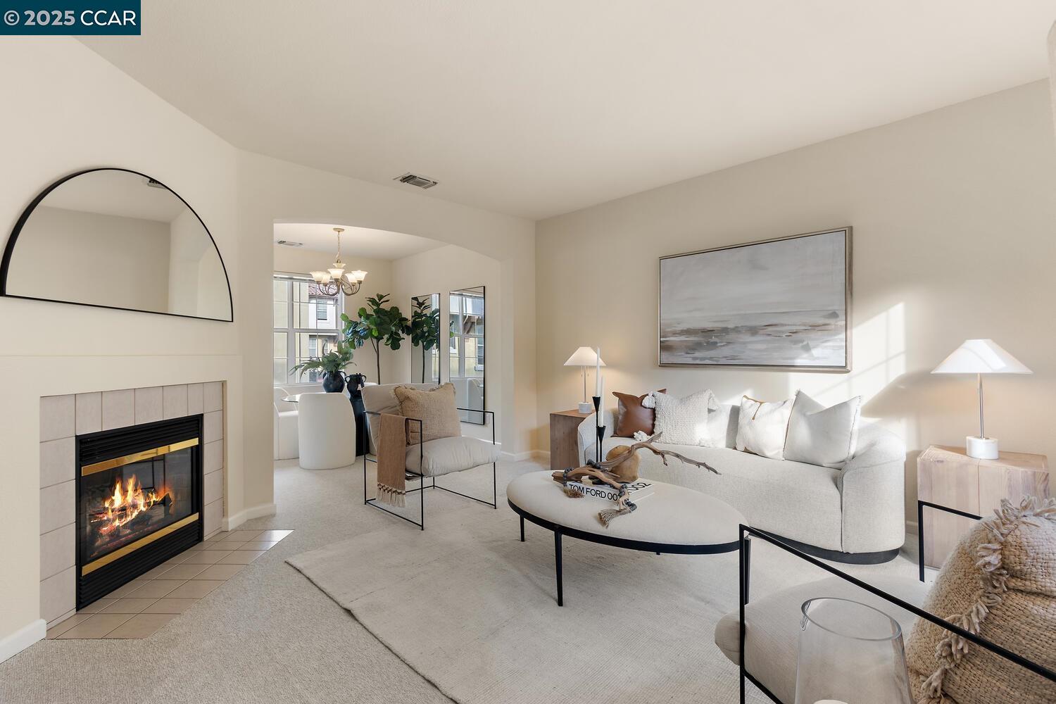 Detail Gallery Image 4 of 36 For 31 Picasso Ct, Pleasant Hill,  CA 94523 - 2 Beds | 2/1 Baths