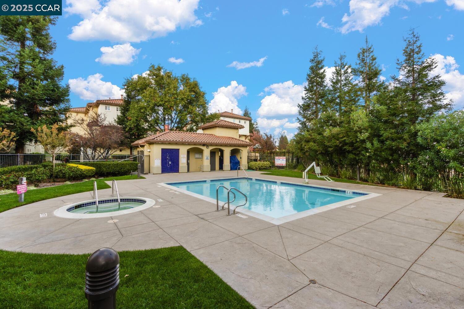 Detail Gallery Image 36 of 36 For 31 Picasso Ct, Pleasant Hill,  CA 94523 - 2 Beds | 2/1 Baths