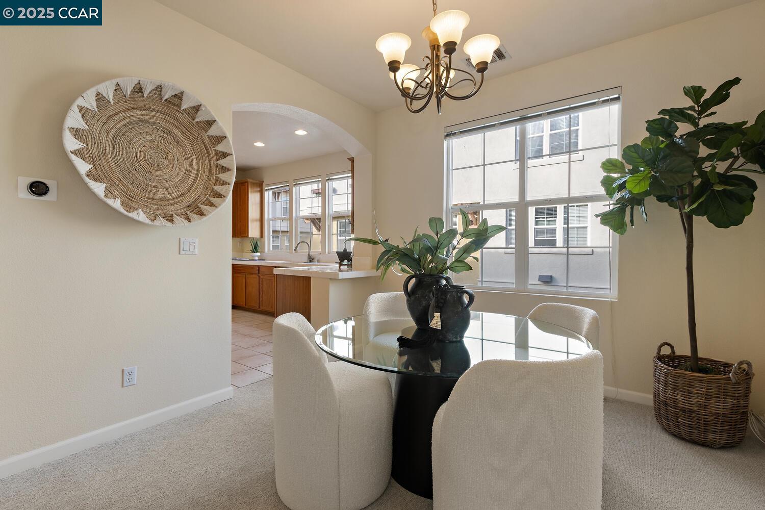 Detail Gallery Image 8 of 36 For 31 Picasso Ct, Pleasant Hill,  CA 94523 - 2 Beds | 2/1 Baths