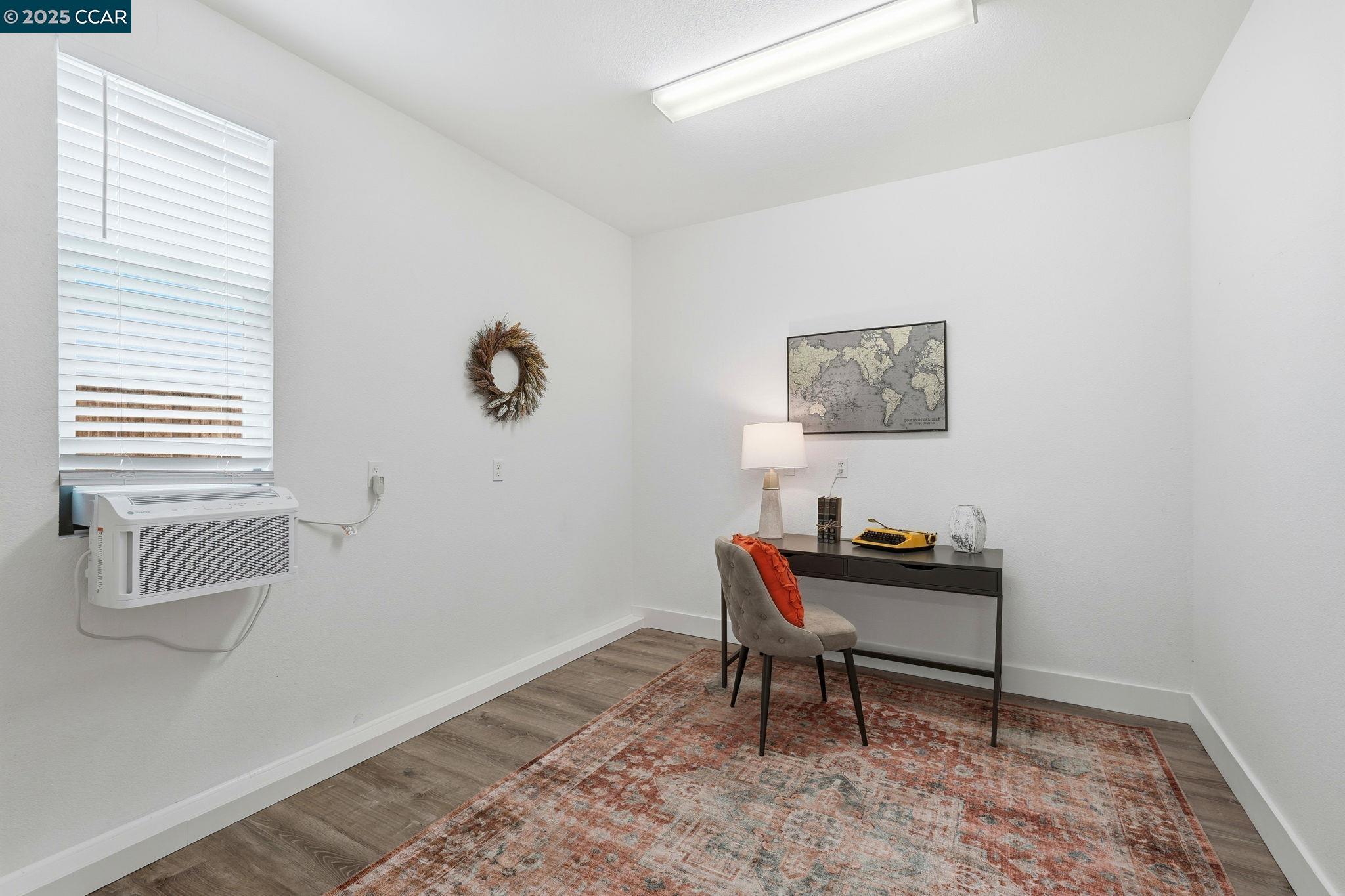 Detail Gallery Image 13 of 34 For 1123 David Senft Ln, Tracy,  CA 95304 - 4 Beds | 3/1 Baths