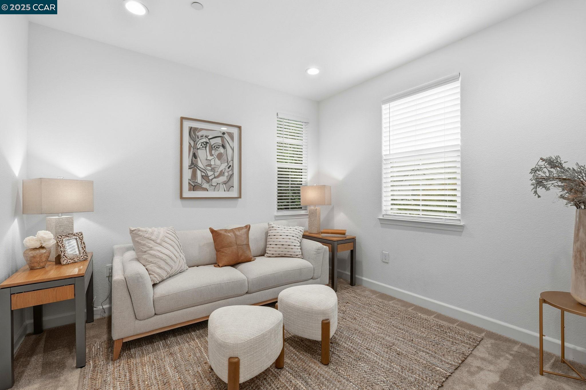 Detail Gallery Image 14 of 34 For 1123 David Senft Ln, Tracy,  CA 95304 - 4 Beds | 3/1 Baths