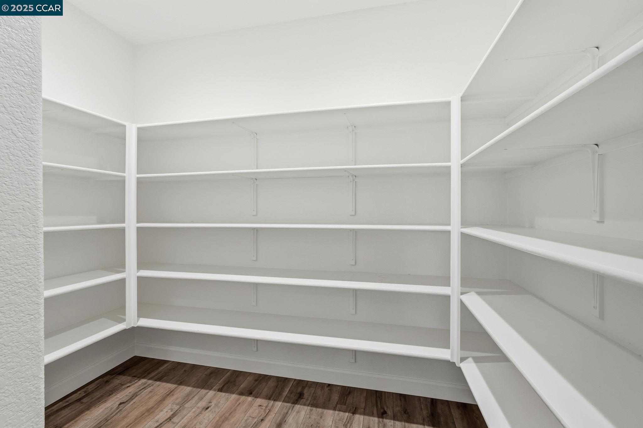 Detail Gallery Image 22 of 34 For 1123 David Senft Ln, Tracy,  CA 95304 - 4 Beds | 3/1 Baths