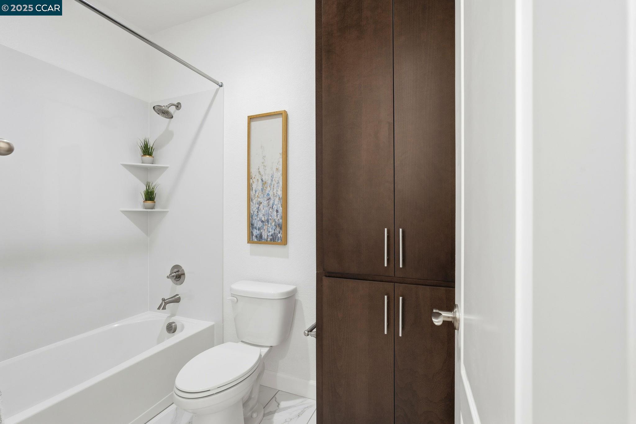 Detail Gallery Image 26 of 34 For 1123 David Senft Ln, Tracy,  CA 95304 - 4 Beds | 3/1 Baths