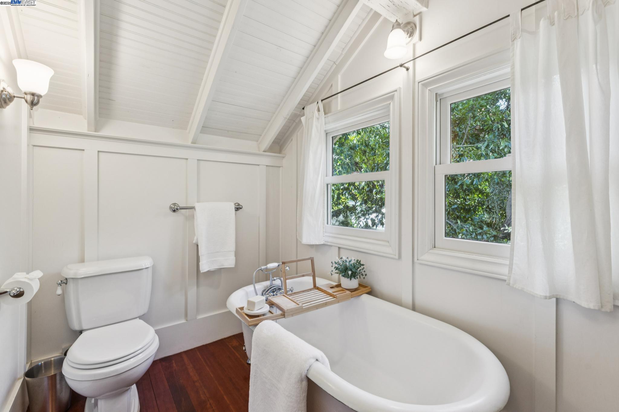 Detail Gallery Image 37 of 60 For 653 Saint Mary St, Pleasanton,  CA 94566 - 4 Beds | 3 Baths