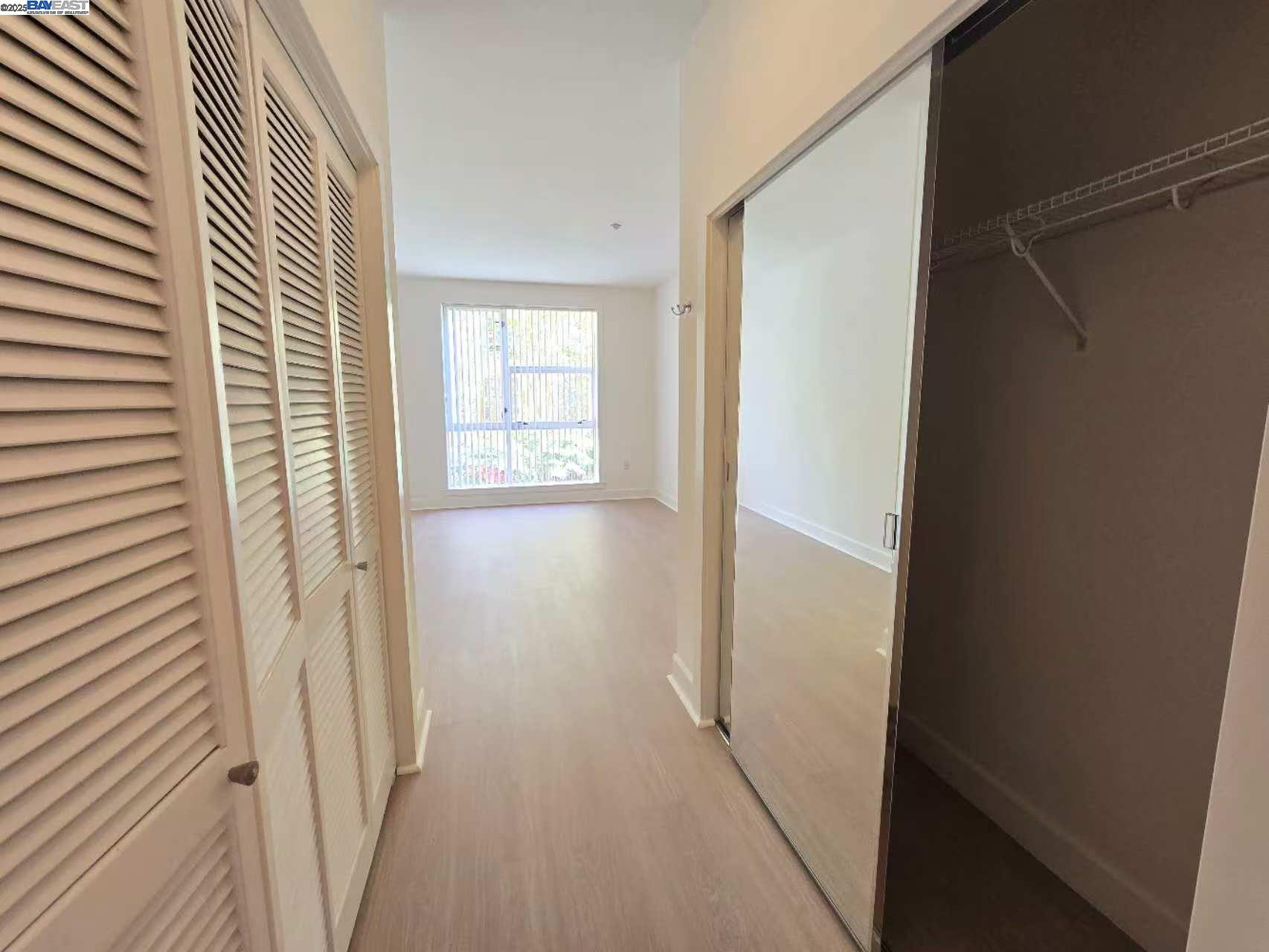 Detail Gallery Image 9 of 22 For 585 9th #422,  Oakland,  CA 94607 - 1 Beds | 1 Baths