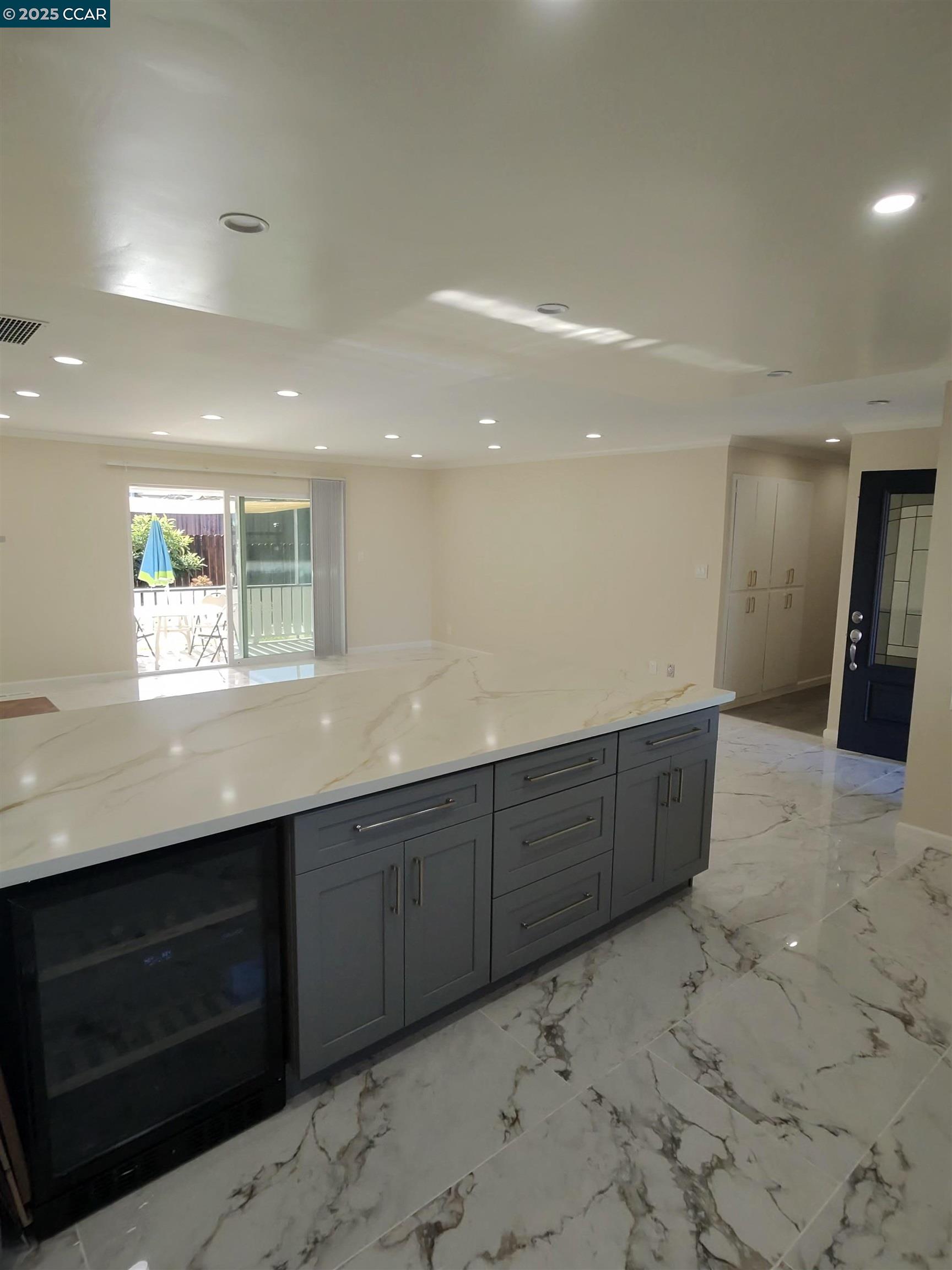 Detail Gallery Image 19 of 19 For 919 N Elm Drive, Rodeo,  CA 94572 - 3 Beds | 2/1 Baths