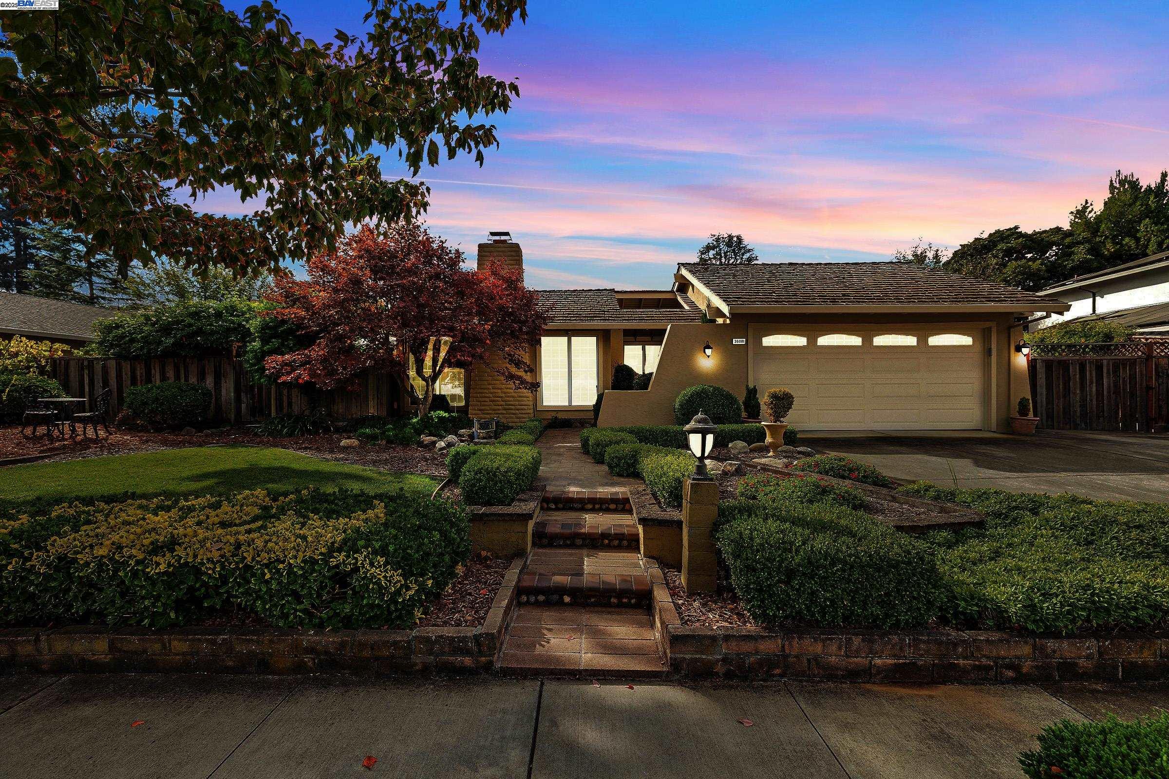 Detail Gallery Image 4 of 40 For 36081 Turpin Way, Fremont,  CA 94536 - 4 Beds | 2 Baths