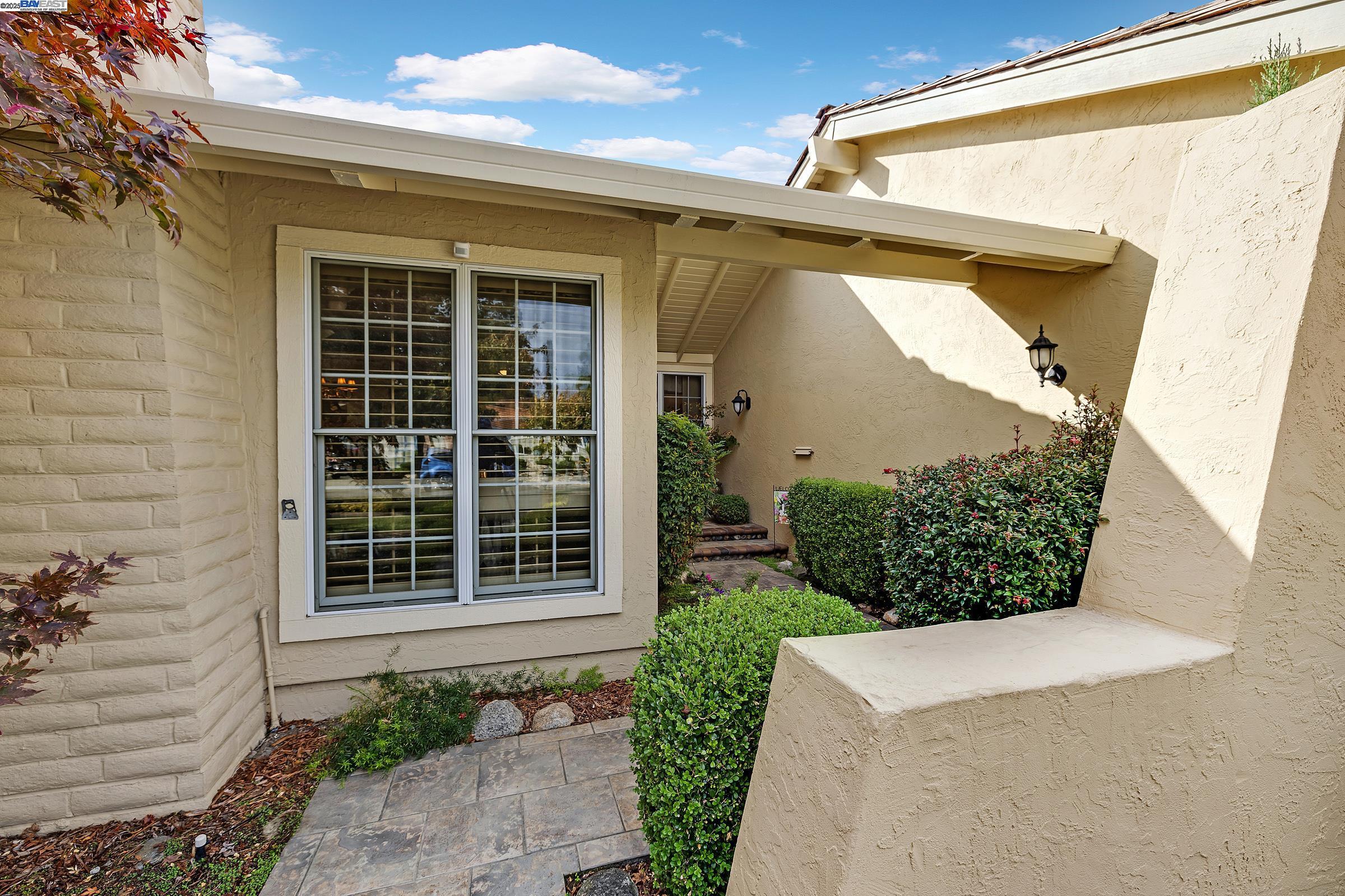 Detail Gallery Image 5 of 40 For 36081 Turpin Way, Fremont,  CA 94536 - 4 Beds | 2 Baths