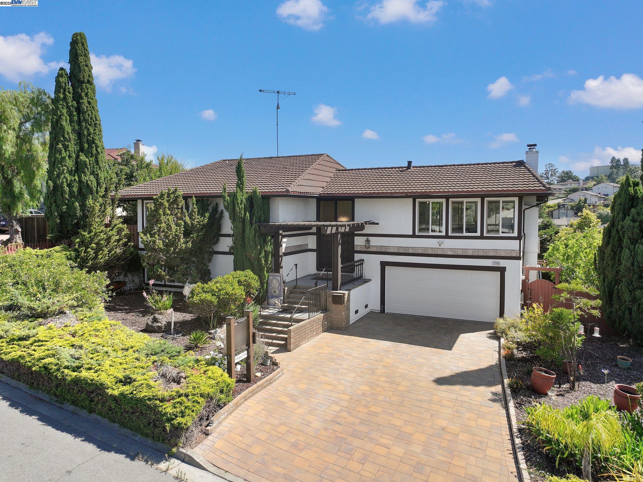 Front Image Thumbnail for BE41116908