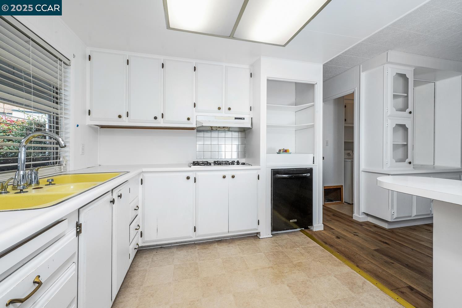 Detail Gallery Image 21 of 41 For 83 a Street, Concord,  CA 94520-5419 - 2 Beds | 2 Baths