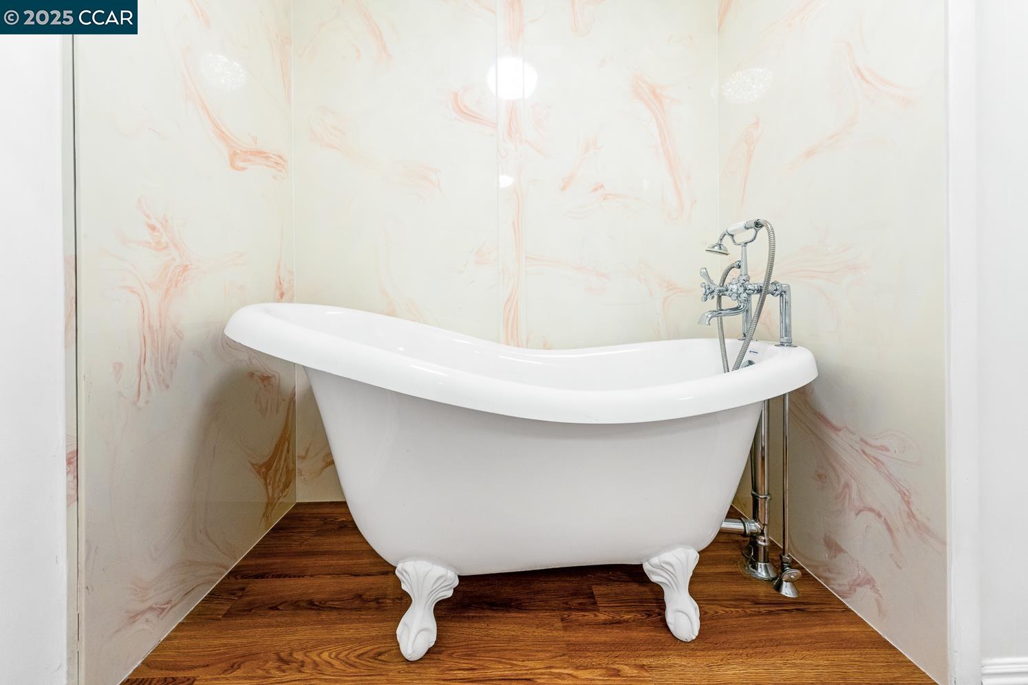 Detail Gallery Image 25 of 41 For 83 a Street, Concord,  CA 94520-5419 - 2 Beds | 2 Baths