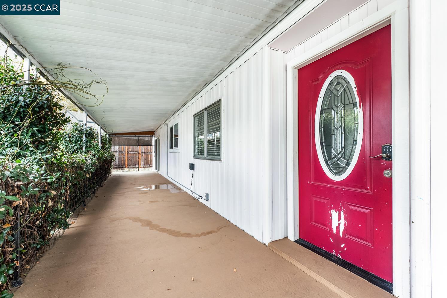 Detail Gallery Image 6 of 41 For 83 a Street, Concord,  CA 94520-5419 - 2 Beds | 2 Baths