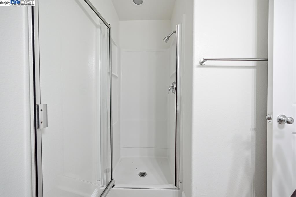 Detail Gallery Image 11 of 55 For 462 Marina Way, Richmond,  CA 94801 - 3 Beds | 3 Baths