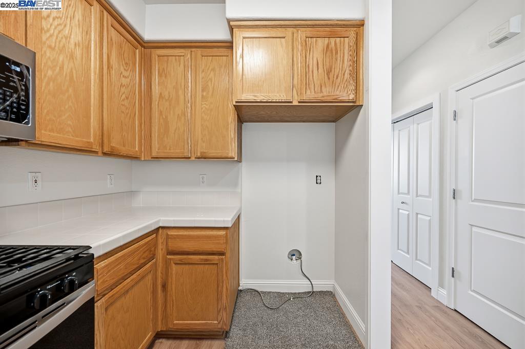 Detail Gallery Image 16 of 55 For 462 Marina Way, Richmond,  CA 94801 - 3 Beds | 3 Baths