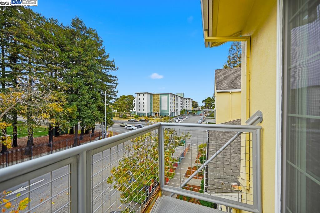 Detail Gallery Image 33 of 55 For 462 Marina Way, Richmond,  CA 94801 - 3 Beds | 3 Baths