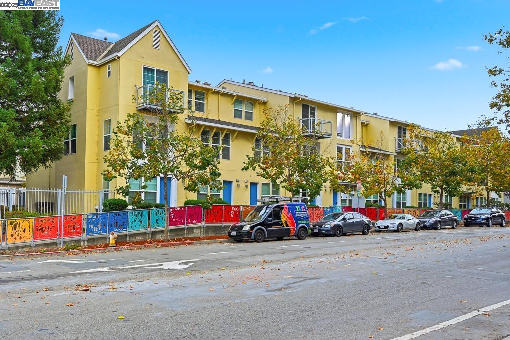 Detail Gallery Image 40 of 55 For 462 Marina Way, Richmond,  CA 94801 - 3 Beds | 3 Baths