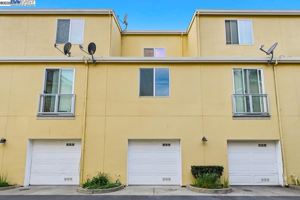 Detail Gallery Image 45 of 55 For 462 Marina Way, Richmond,  CA 94801 - 3 Beds | 3 Baths