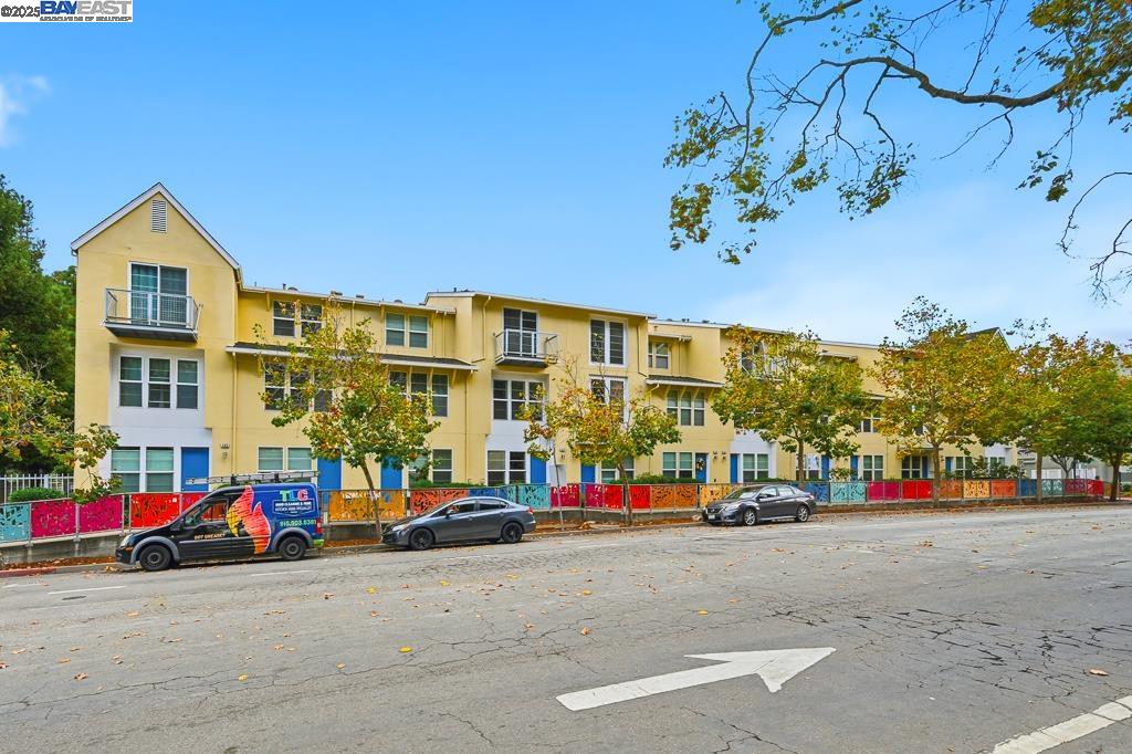 Detail Gallery Image 52 of 55 For 462 Marina Way, Richmond,  CA 94801 - 3 Beds | 3 Baths