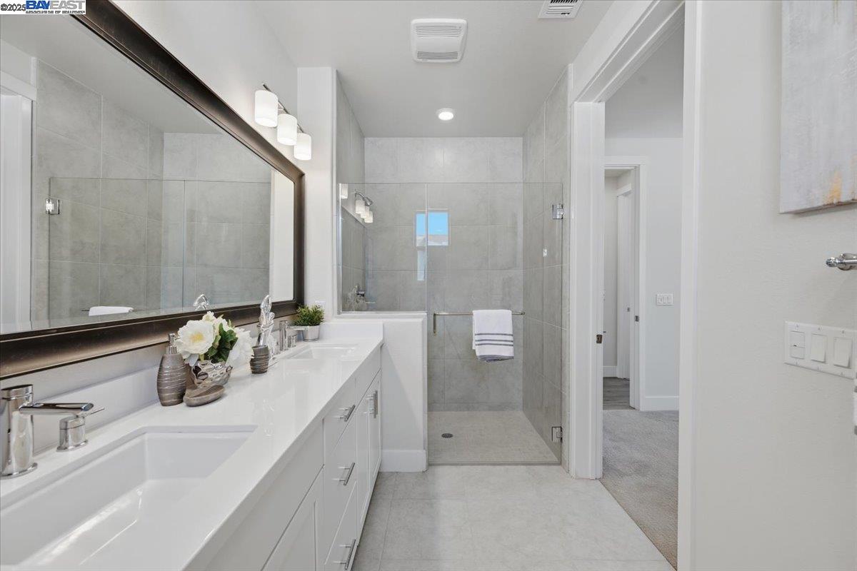 Detail Gallery Image 30 of 59 For 164 Beale Falls Ter, Fremont,  CA 94539 - 2 Beds | 2 Baths