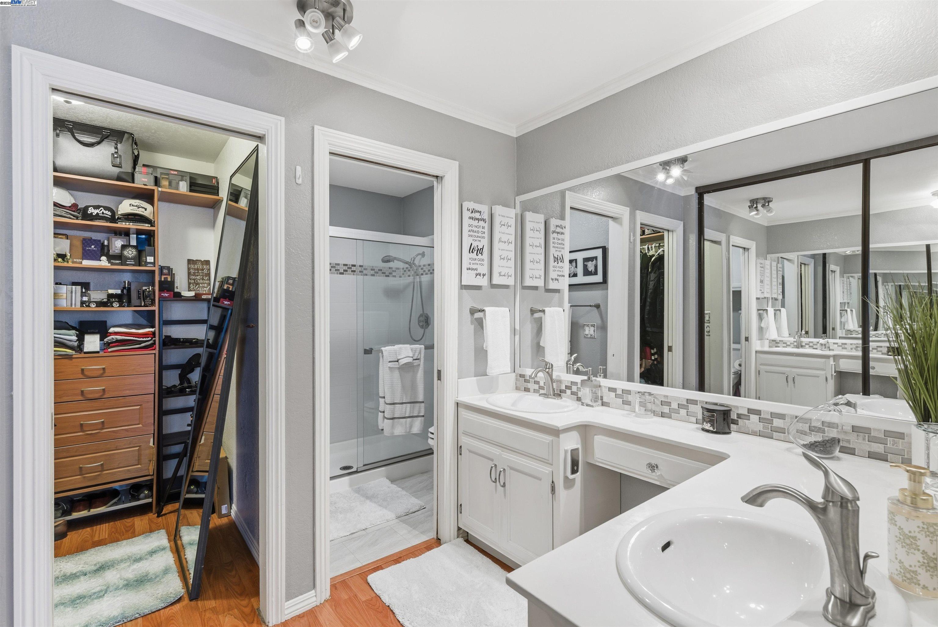 Detail Gallery Image 13 of 26 For 26953 Hayward Blvd #105,  Hayward,  CA 94542 - 2 Beds | 2 Baths