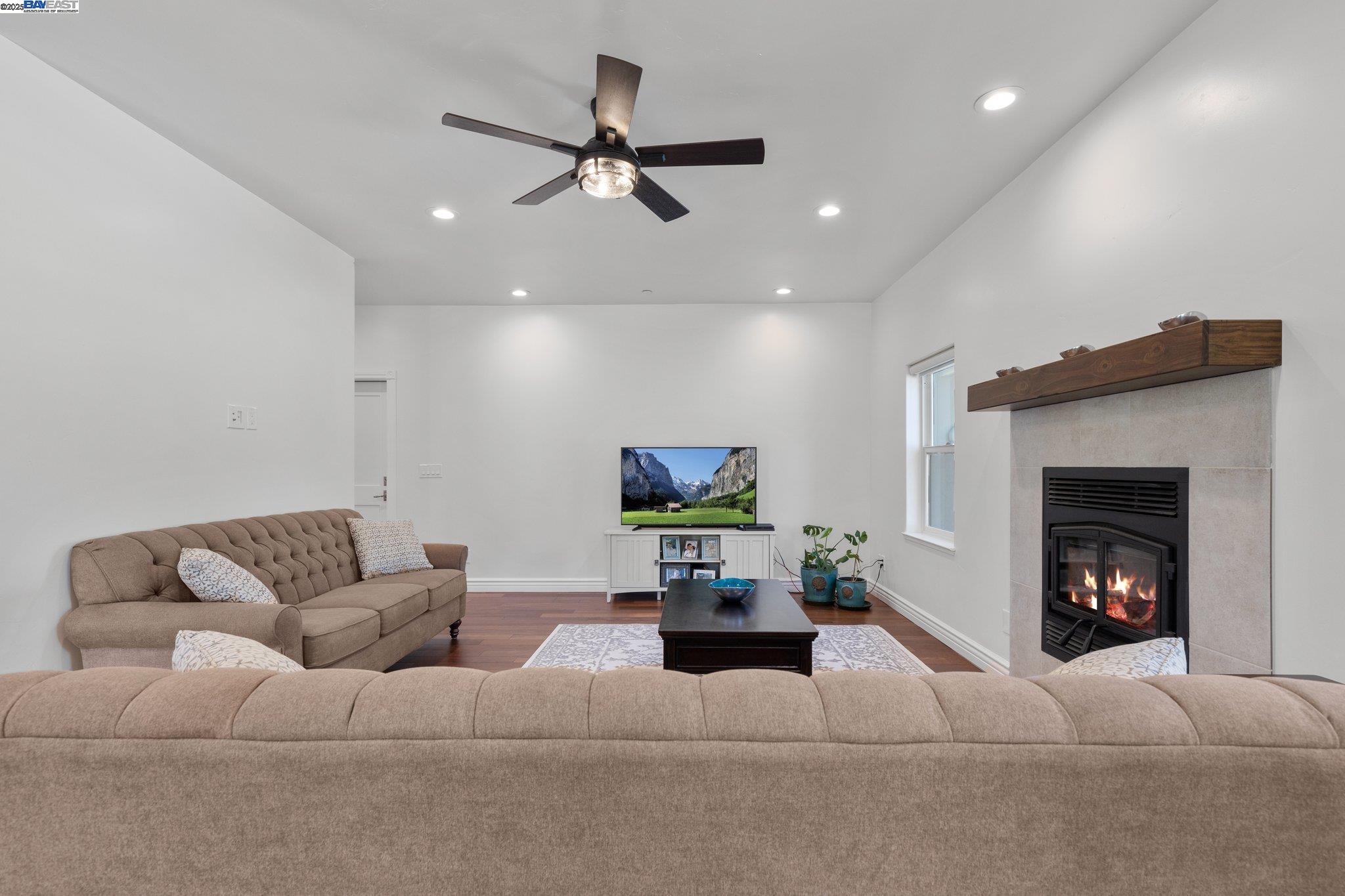 Detail Gallery Image 25 of 50 For 1029 Stockton Rd, Angels Camp,  CA 95222 - 4 Beds | 3/1 Baths