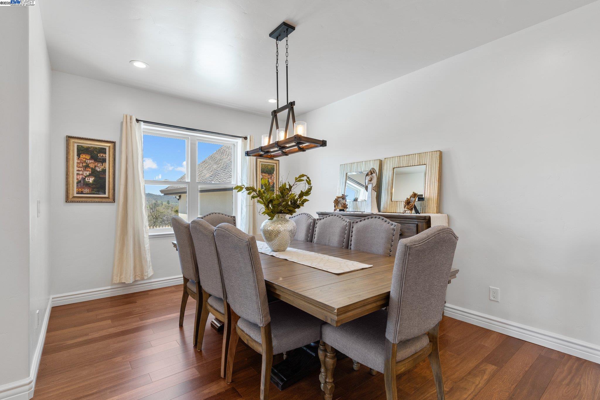 Detail Gallery Image 8 of 50 For 1029 Stockton Rd, Angels Camp,  CA 95222 - 4 Beds | 3/1 Baths