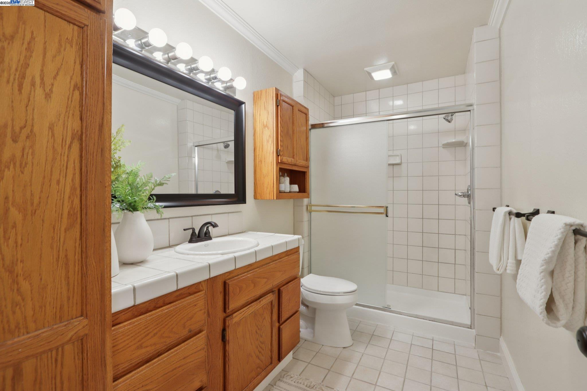 Detail Gallery Image 14 of 38 For 2720 Oak Rd #127,  Walnut Creek,  CA 94597 - 3 Beds | 2 Baths