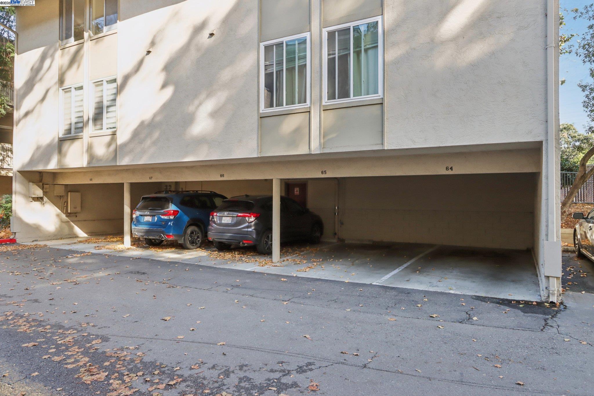 Detail Gallery Image 30 of 38 For 2720 Oak Rd #127,  Walnut Creek,  CA 94597 - 3 Beds | 2 Baths