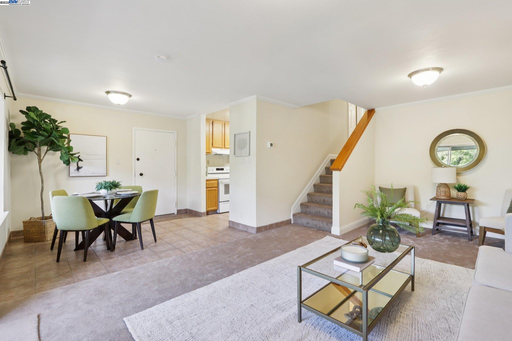 Detail Gallery Image 4 of 38 For 2720 Oak Rd #127,  Walnut Creek,  CA 94597 - 3 Beds | 2 Baths