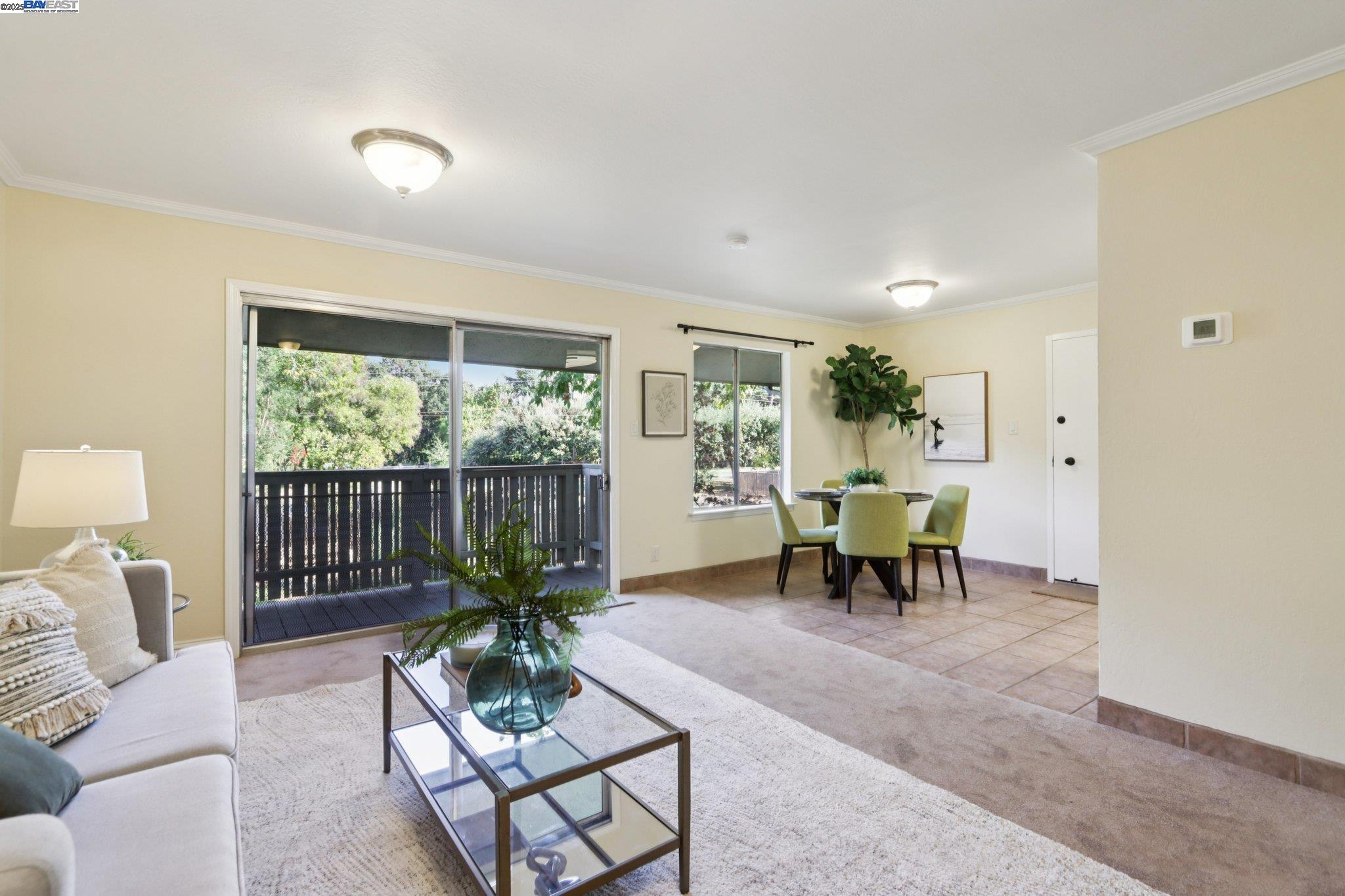 Detail Gallery Image 6 of 38 For 2720 Oak Rd #127,  Walnut Creek,  CA 94597 - 3 Beds | 2 Baths