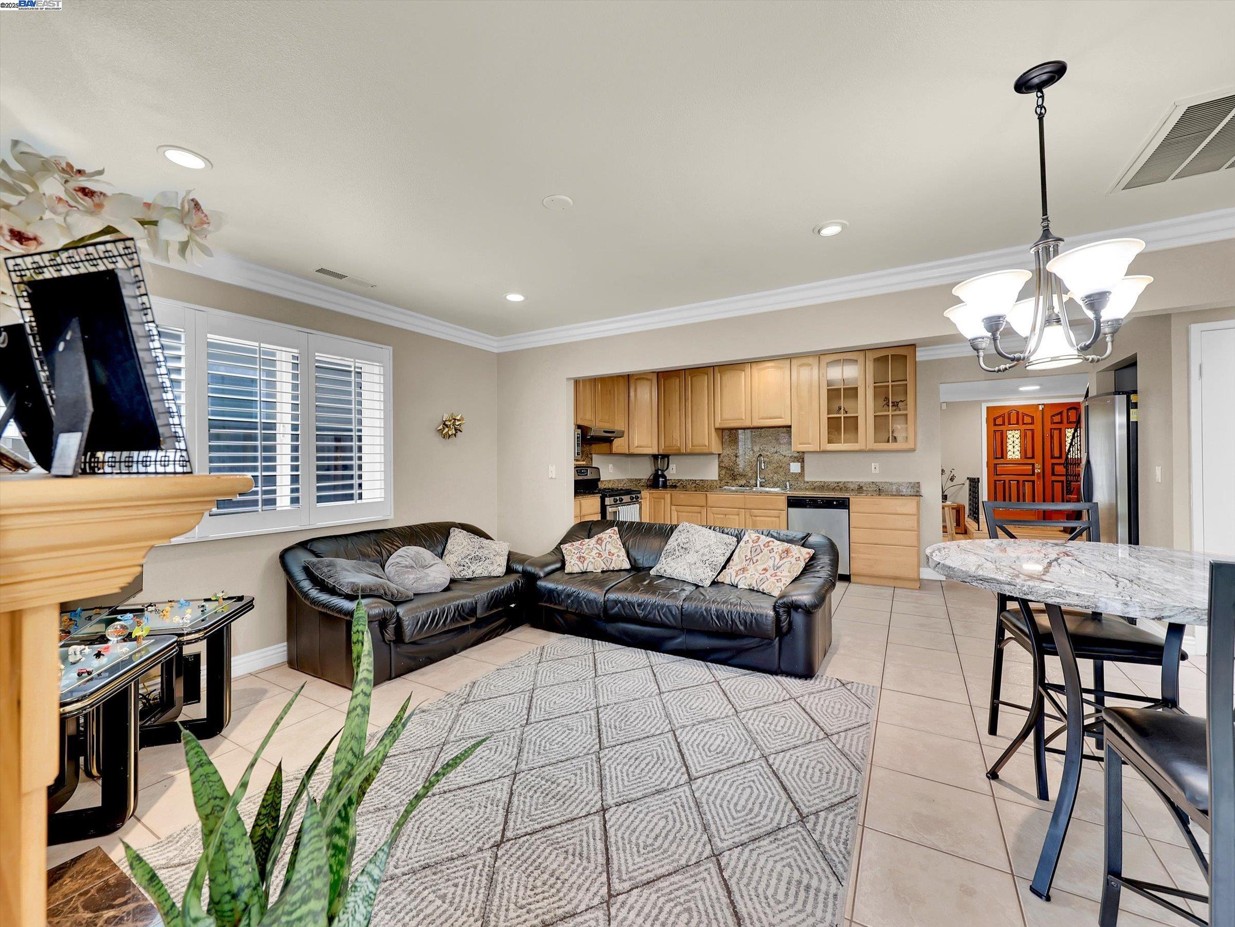 Detail Gallery Image 15 of 31 For 3142 San Angelo Way, Union City,  CA 94587 - 4 Beds | 2 Baths
