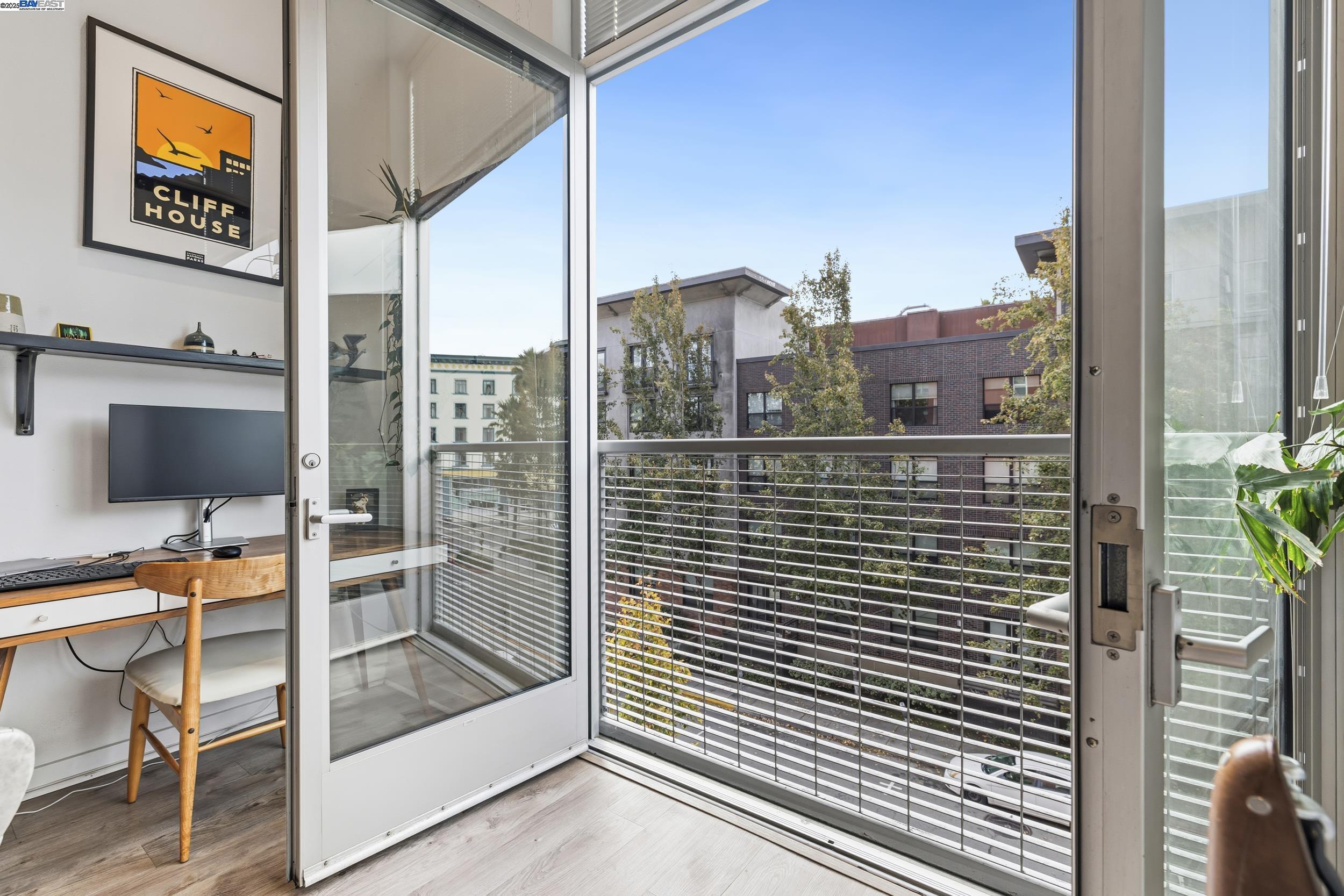 Detail Gallery Image 18 of 29 For 630 Thomas L Berkley Way #403,  Oakland,  CA 94612 - 1 Beds | 1 Baths