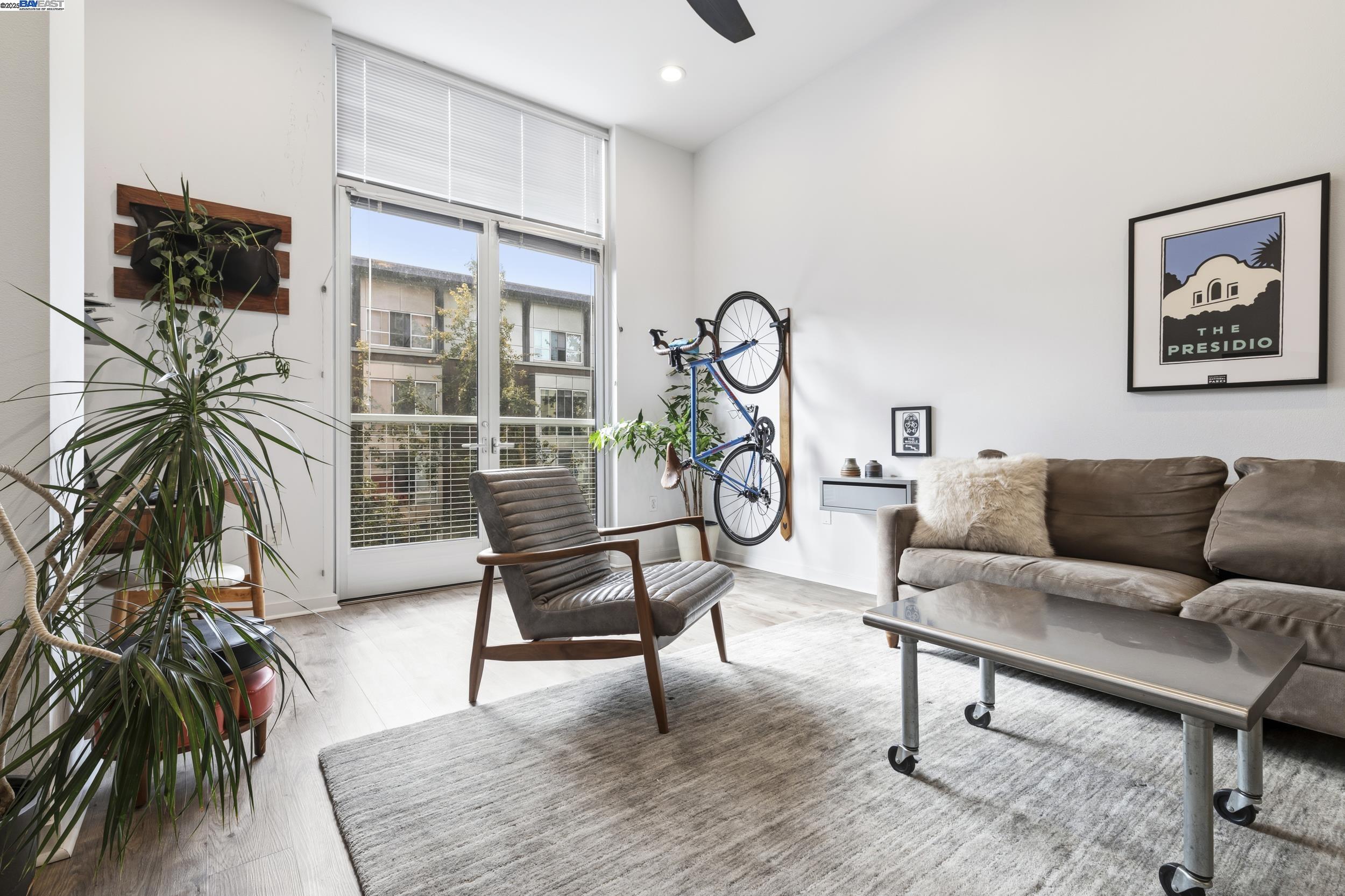 Detail Gallery Image 9 of 29 For 630 Thomas L Berkley Way #403,  Oakland,  CA 94612 - 1 Beds | 1 Baths